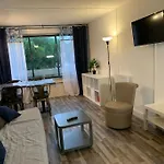 Appartement Grand Studio, Piscines, Proche Le Grau-du-Roi