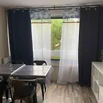 Grand Studio, Piscines, Proche