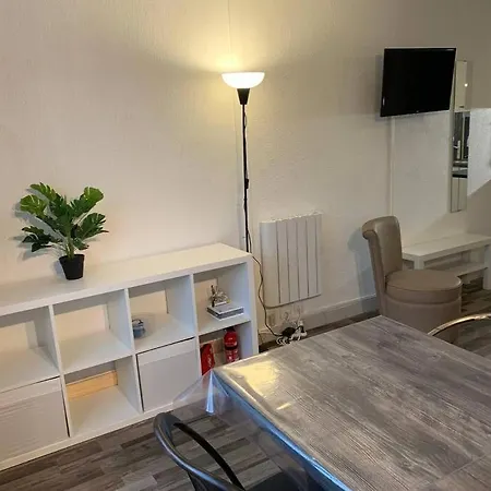 Grand Studio, Piscines, Proche Apartmán