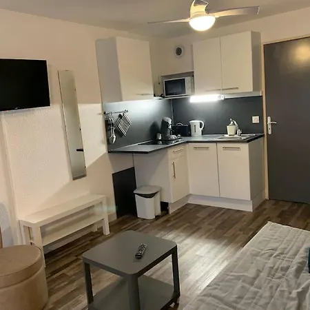 Apartmán Grand Studio, Piscines, Proche