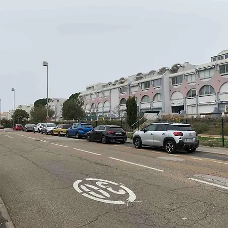 Grand Studio, Piscines, Proche *