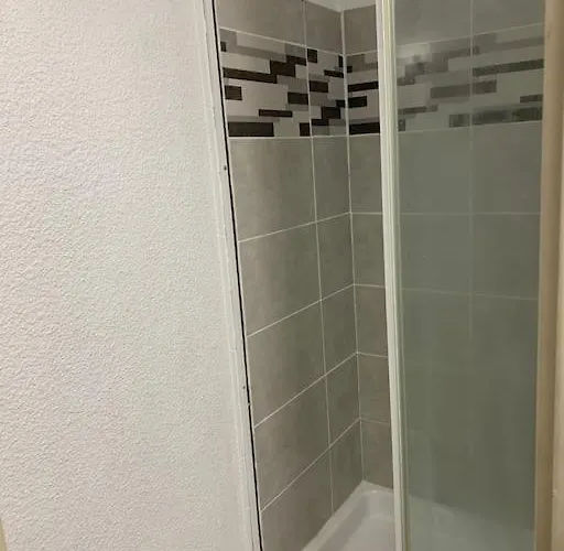 Grand Studio, Piscines, Proche *