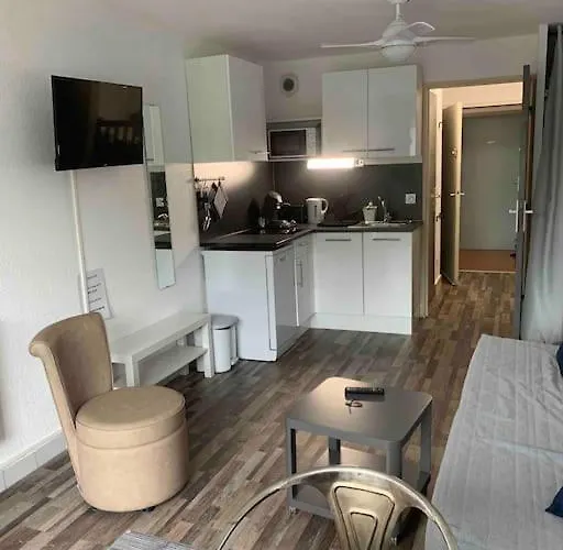 Grand Studio, Piscines, Proche Διαμέρισμα