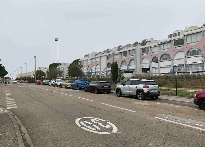 Grand Studio, Piscines, Proche *