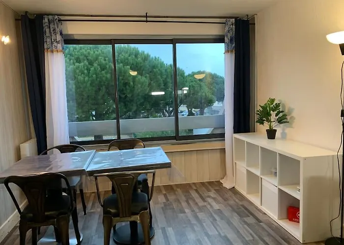 Grand Studio, Piscines, Proche Διαμέρισμα